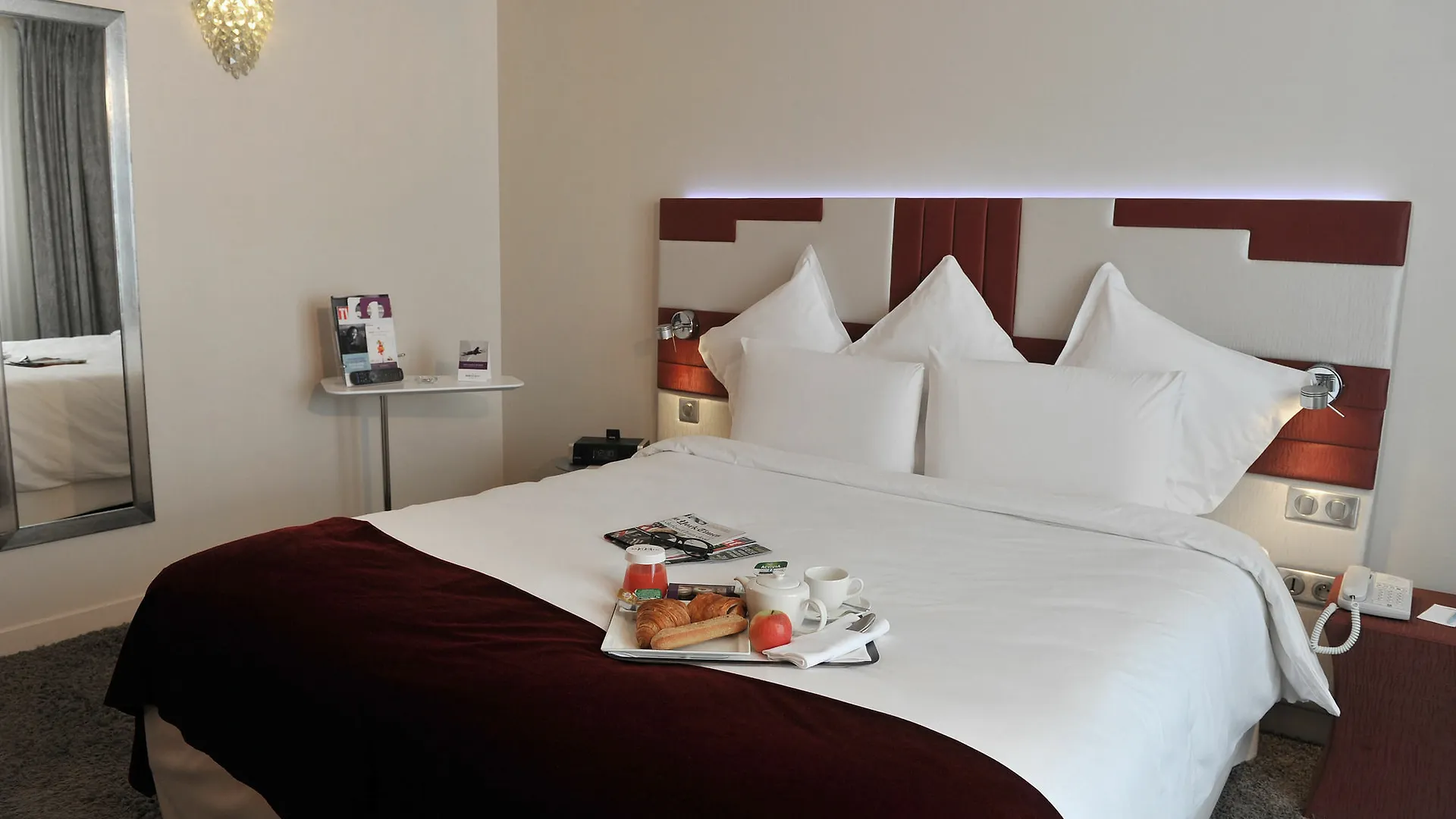 Hotel Mercure Opera Faubourg Montmartre Paris