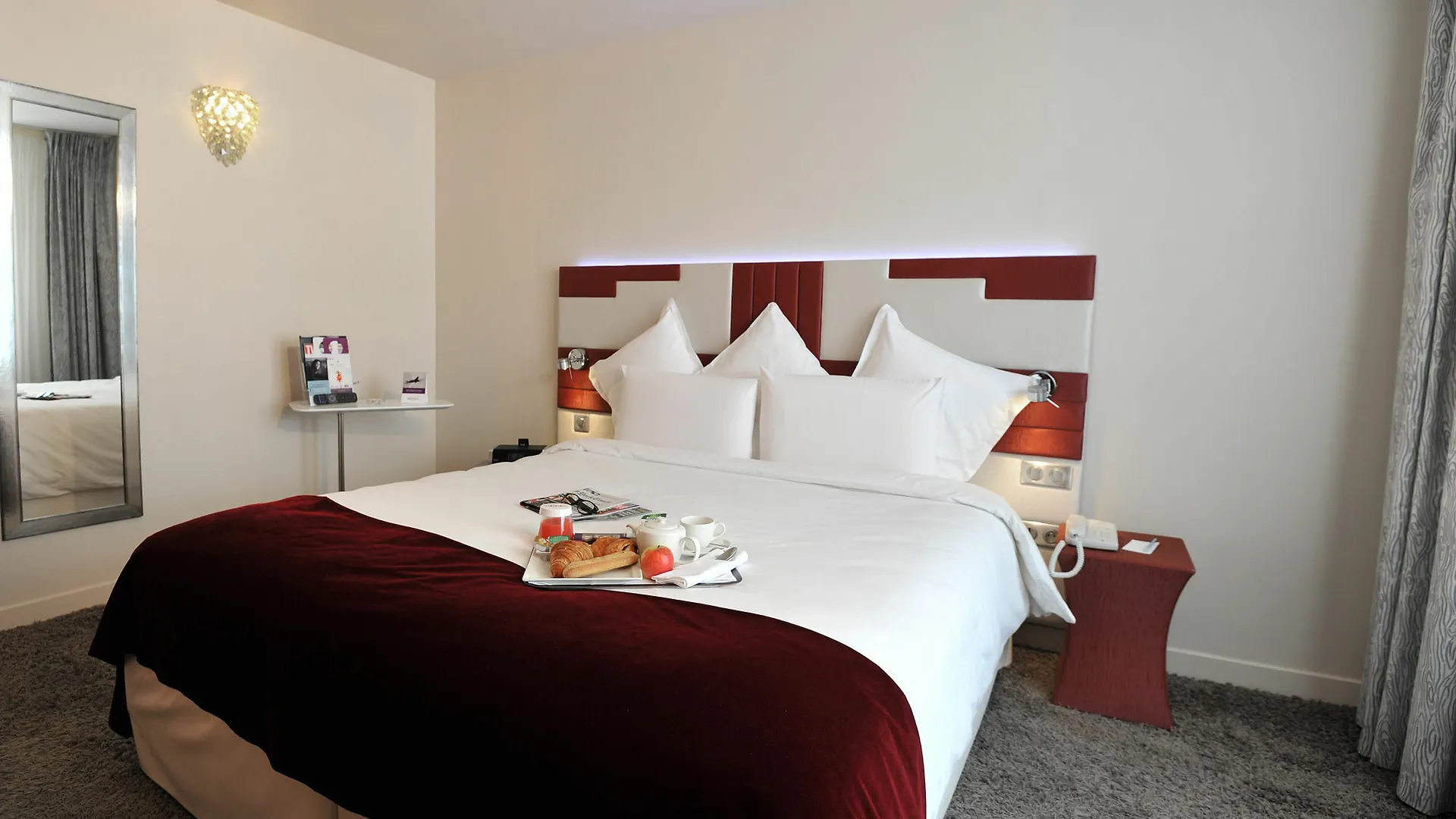 Hotel Mercure Opera Faubourg Montmartre Paris